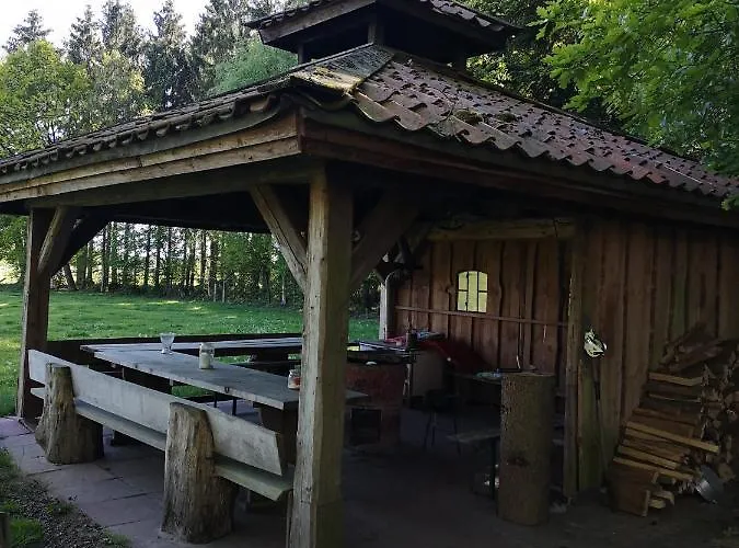 Ferienbauernhof Ennenhof * シュネーヴァーディンゲン