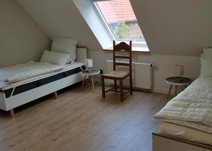 アパート Ferienbauernhof Ennenhof シュネーヴァーディンゲン